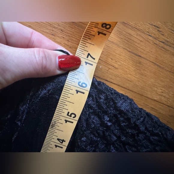 80s Vintage Mermaid Hem Wiggle Dress - Picture 7 of 7